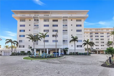 3401 Gulf Shore Boulevard N Naples FL 34103