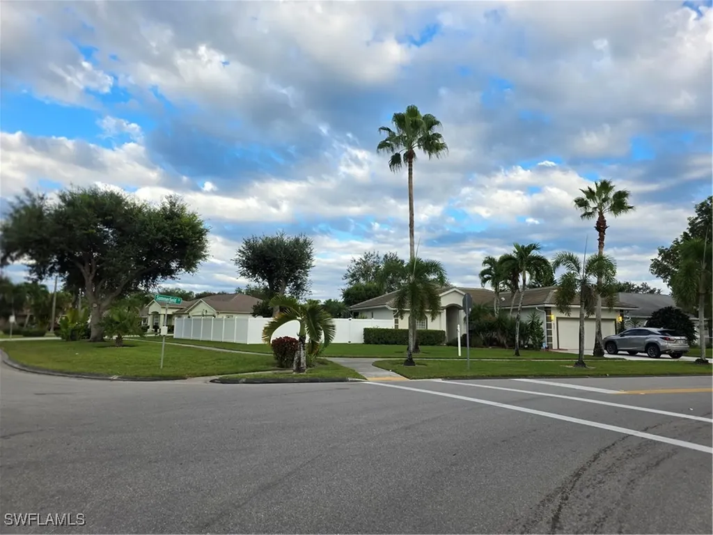 857 Summerfield Drive Naples FL 34120