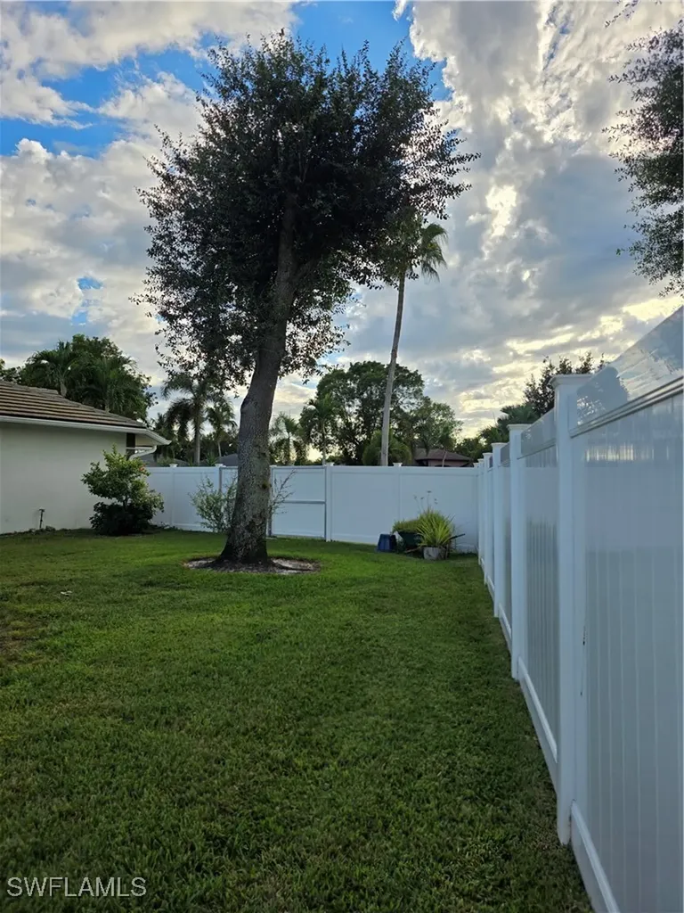 857 Summerfield Drive Naples FL 34120