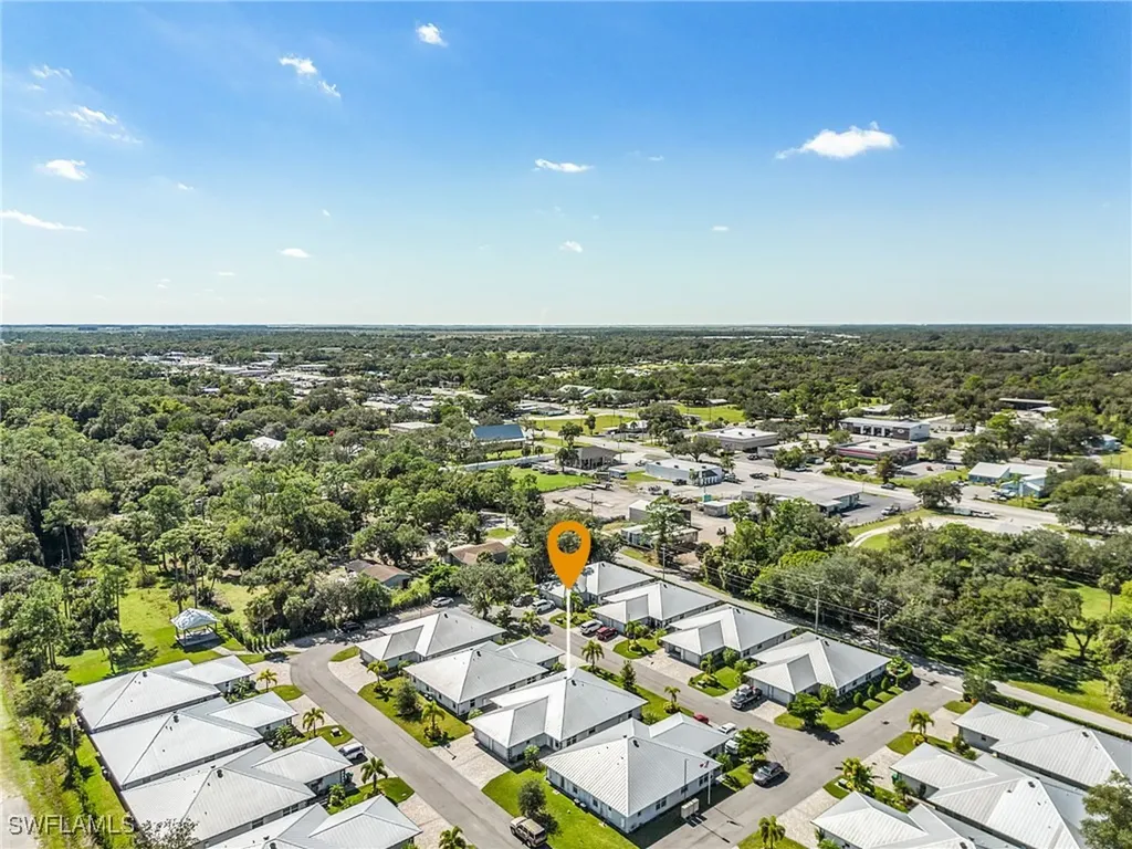 175 Village Circle Labelle FL 33935