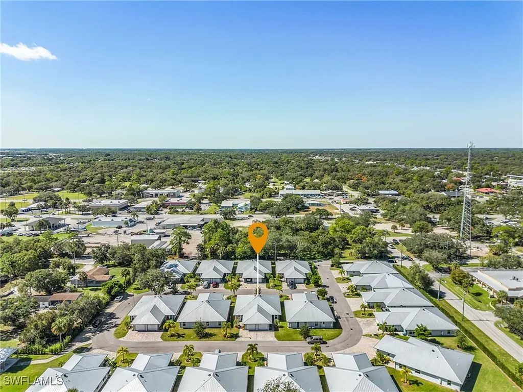 175 Village Circle Labelle FL 33935