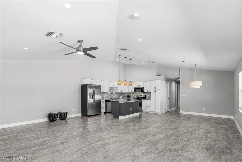 175 Village Circle Labelle FL 33935