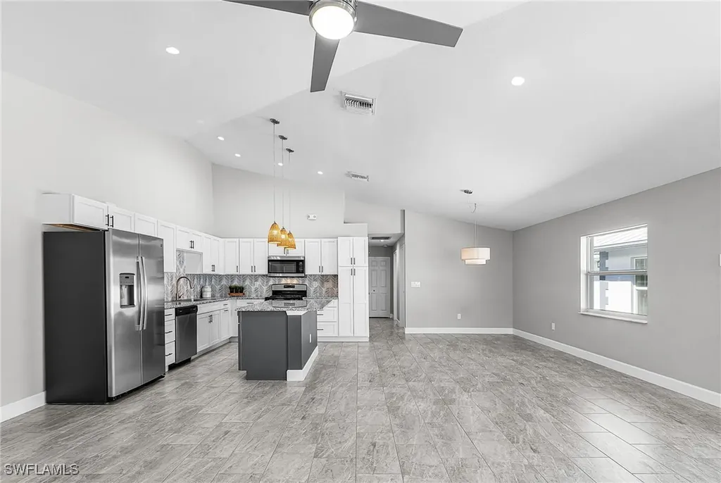 175 Village Circle Labelle FL 33935