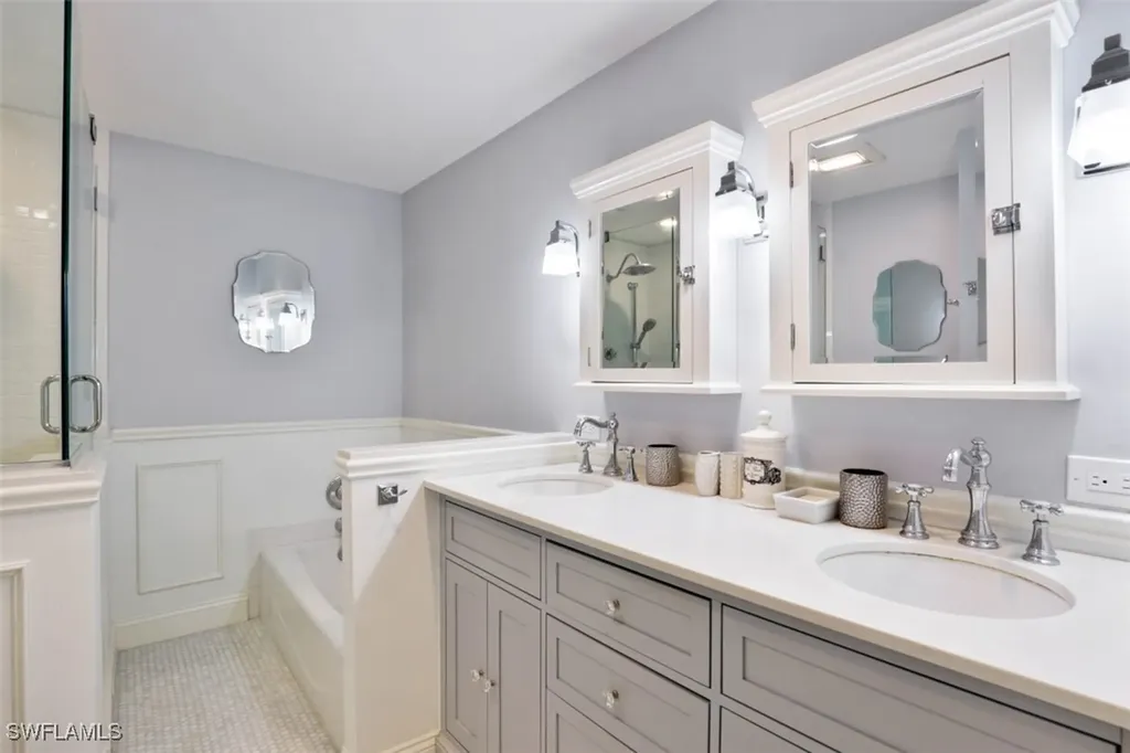 5897 Chanteclair Drive Naples FL 34108