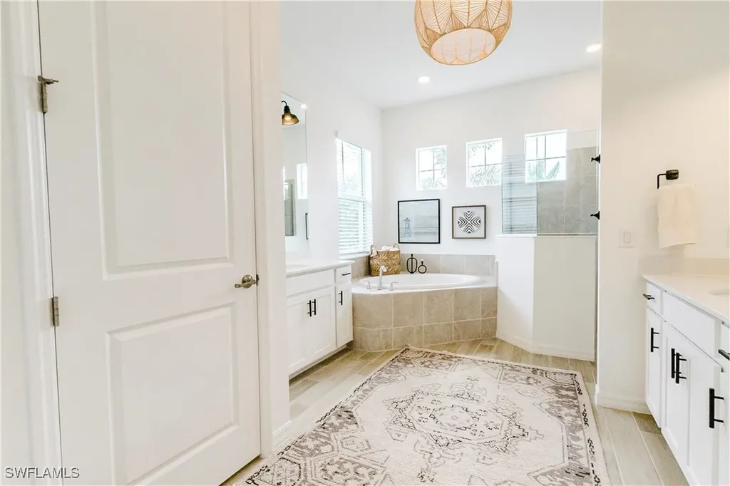 6086 Artisan Court Ave Maria FL 34142