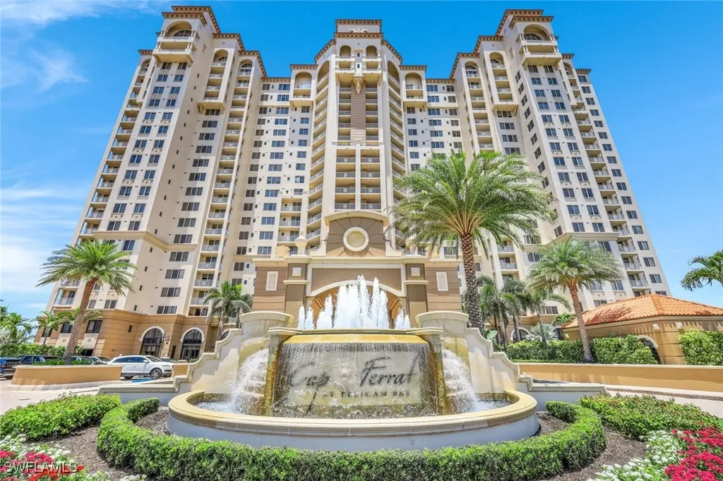 6597 Nicholas Boulevard Naples FL 34108