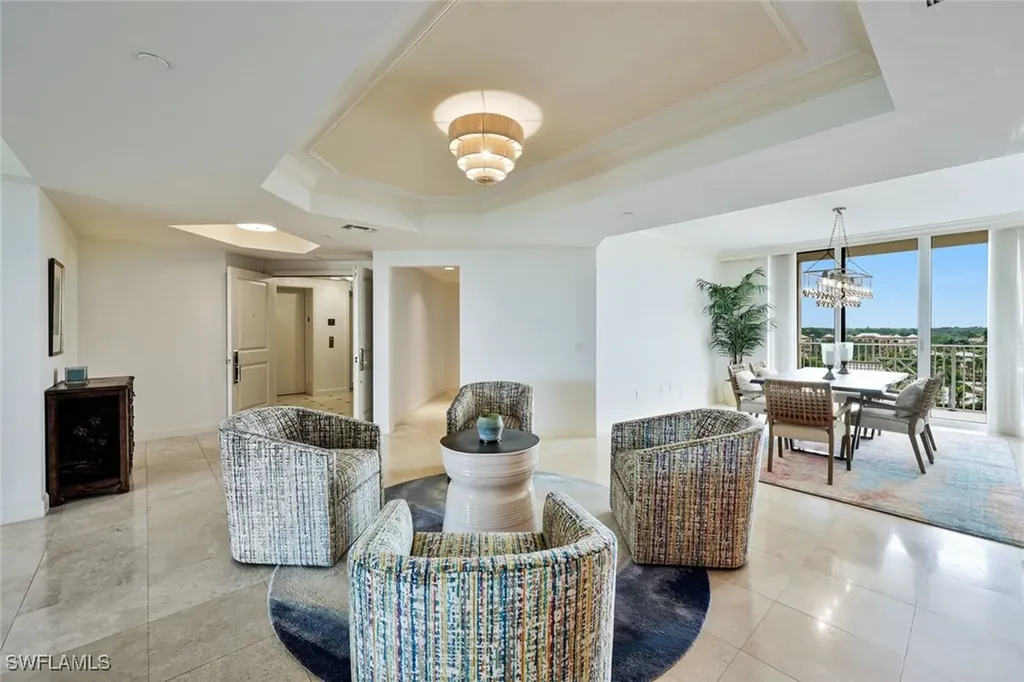 6597 Nicholas Boulevard Naples FL 34108