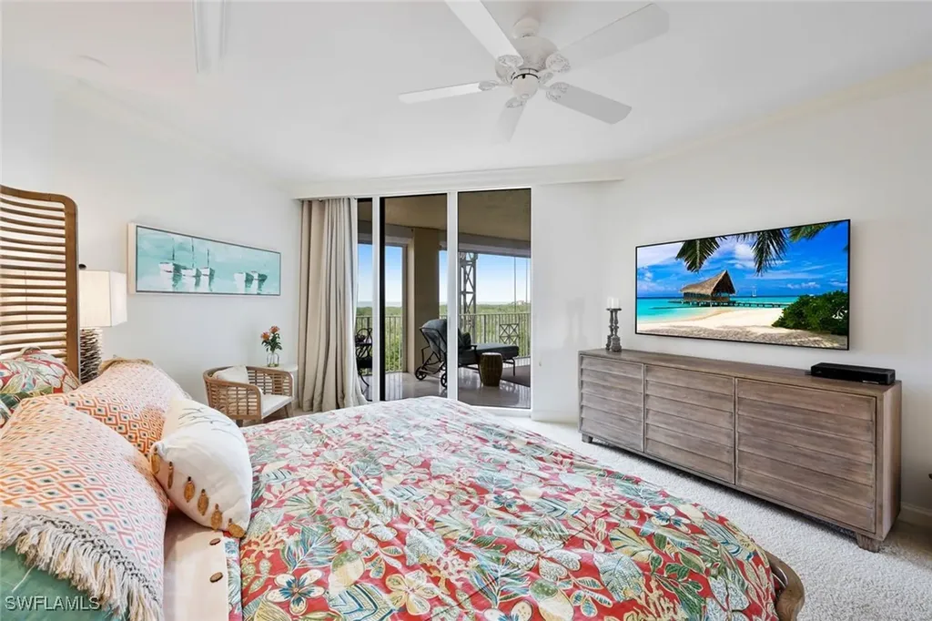 6597 Nicholas Boulevard Naples FL 34108