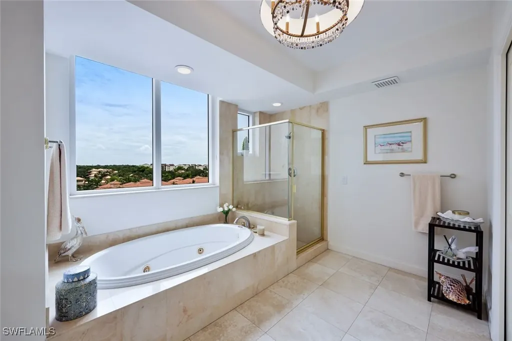 6597 Nicholas Boulevard Naples FL 34108