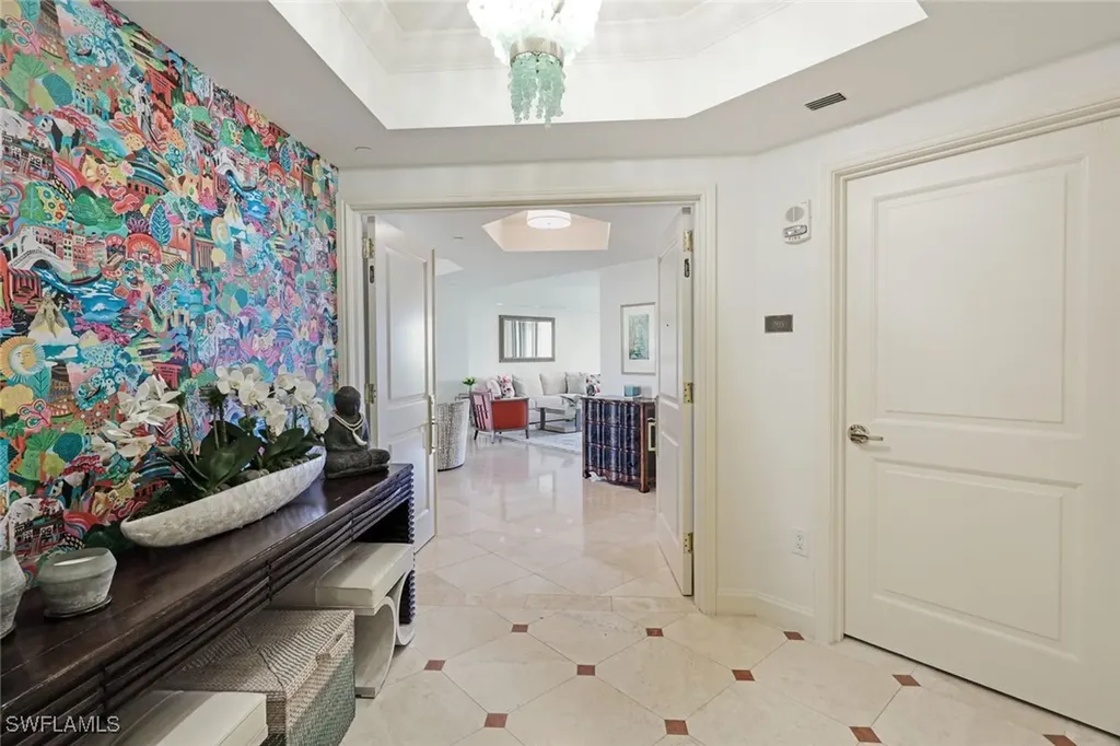 6597 Nicholas Boulevard Naples FL 34108
