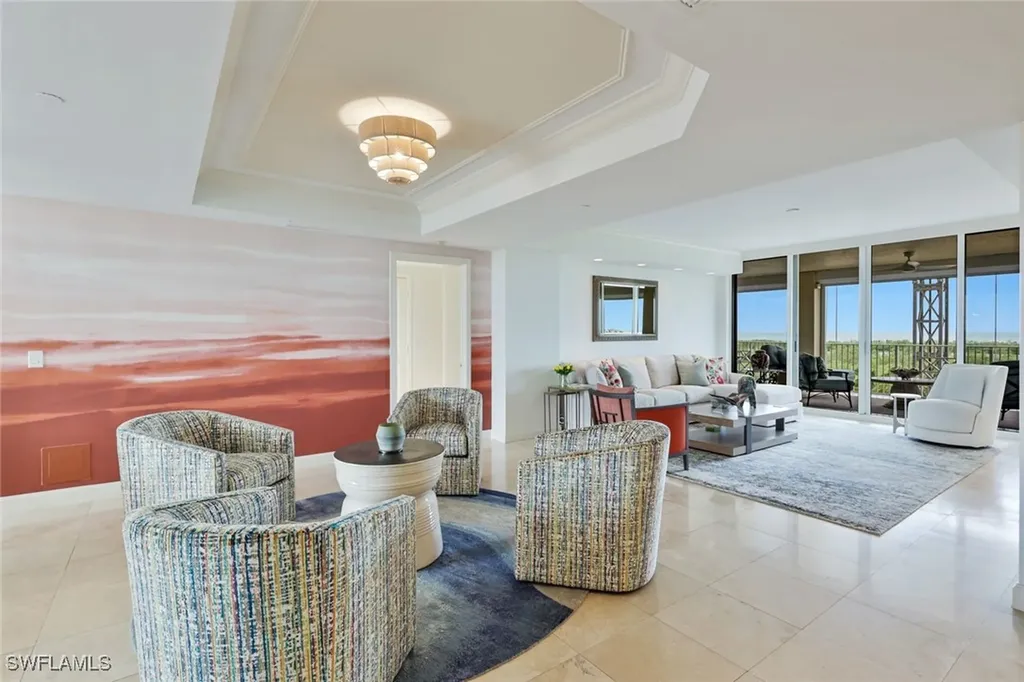 6597 Nicholas Boulevard Naples FL 34108