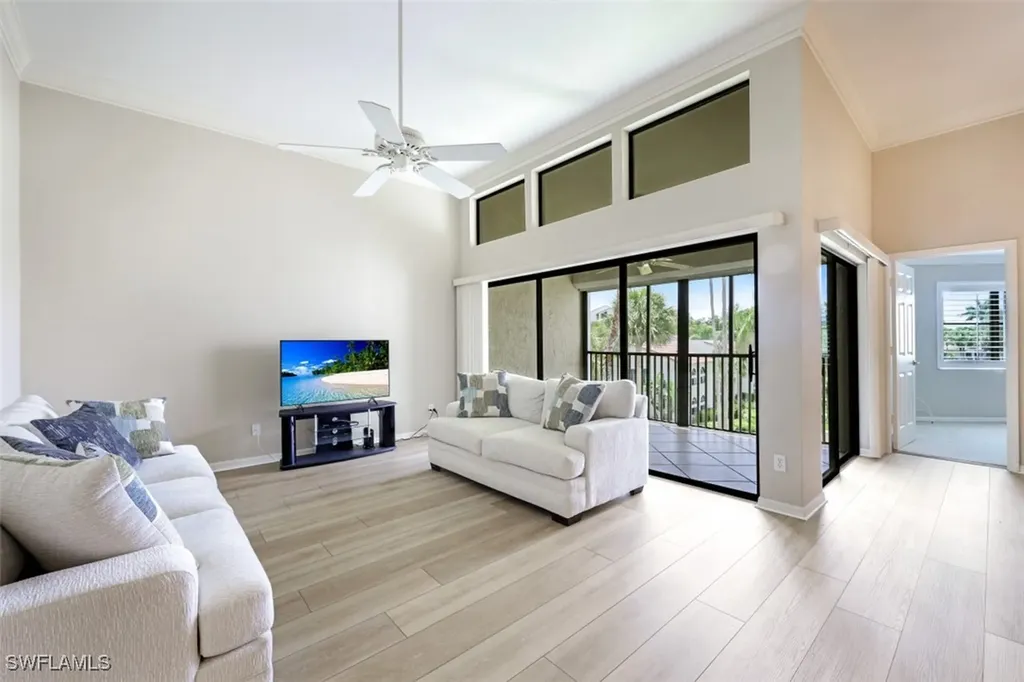 6525 Valen Way Naples FL 34108