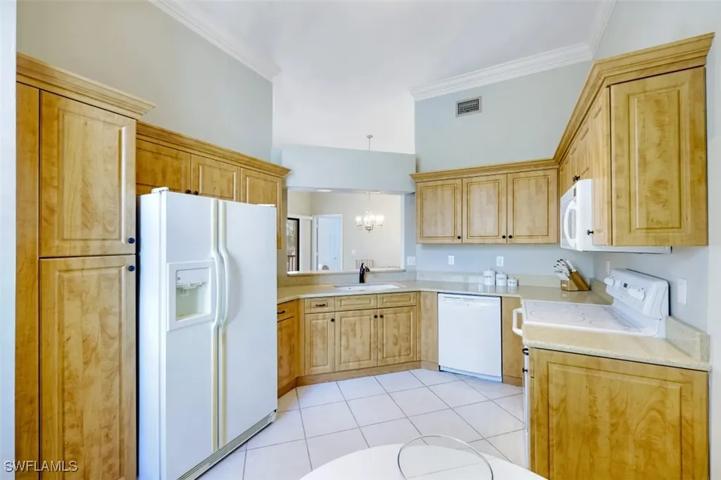 6525 Valen Way Naples FL 34108