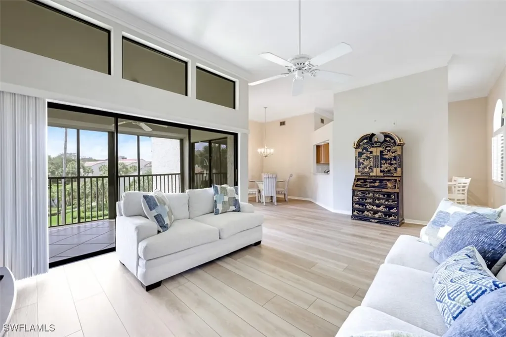 6525 Valen Way Naples FL 34108