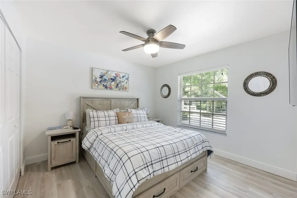 824 Tanbark Drive Naples FL 34108