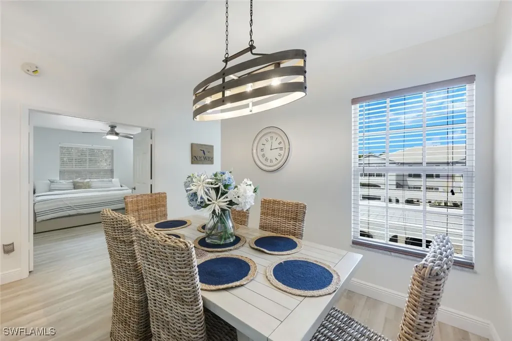 824 Tanbark Drive Naples FL 34108