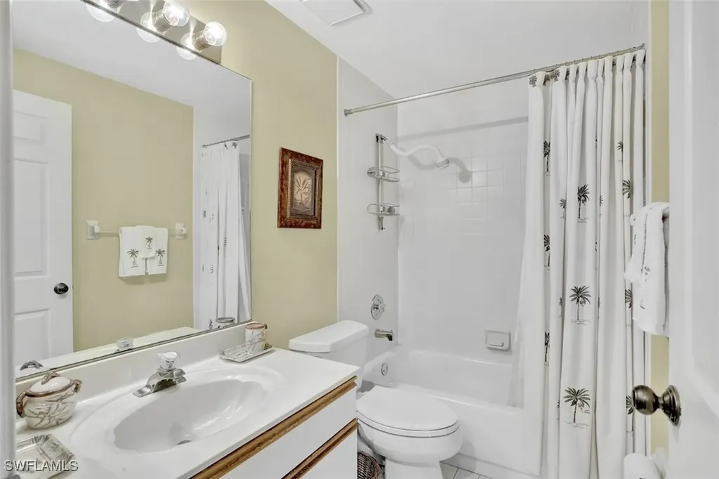 5899 Chanteclair Drive Naples FL 34108