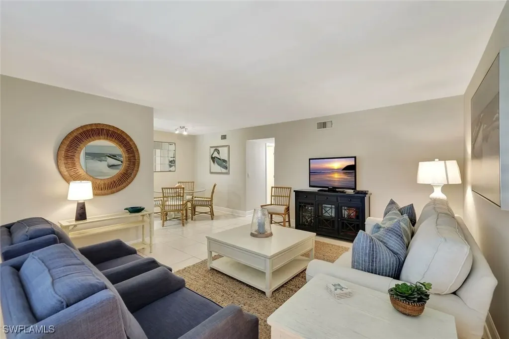 766 Central Avenue Naples FL 34102
