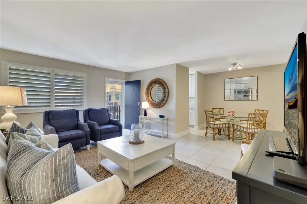766 Central Avenue Naples FL 34102