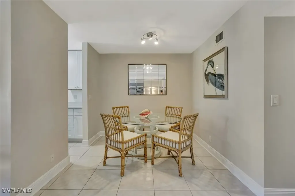 766 Central Avenue Naples FL 34102