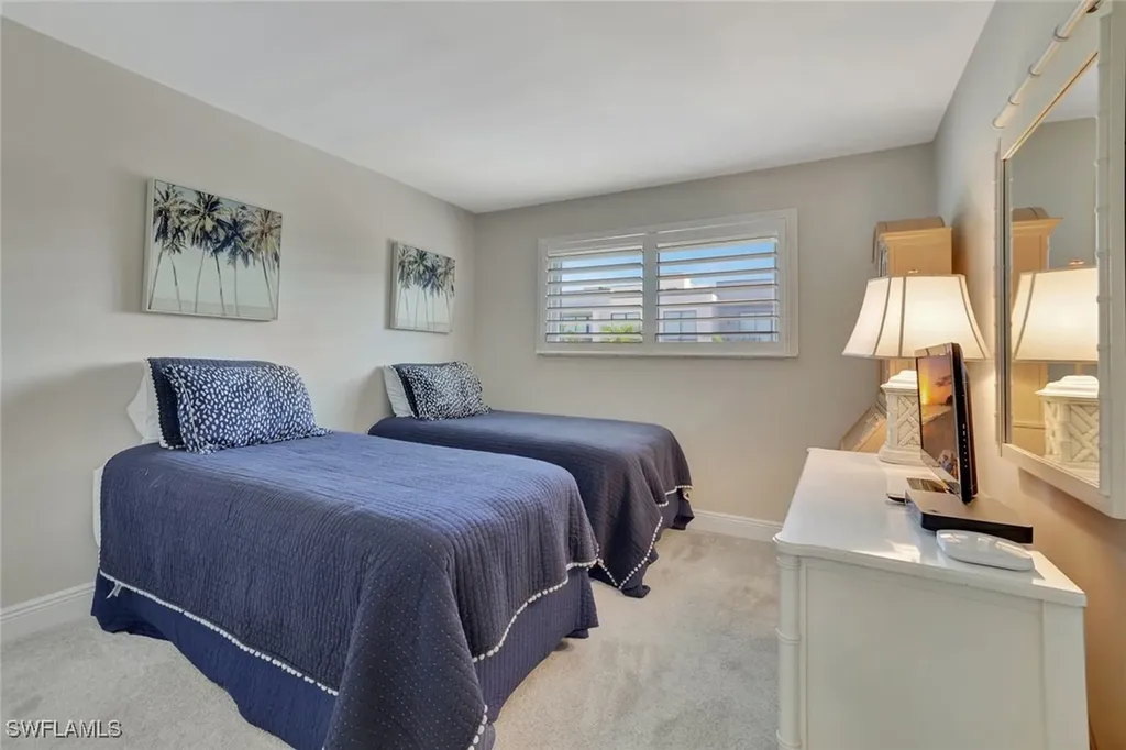 766 Central Avenue Naples FL 34102