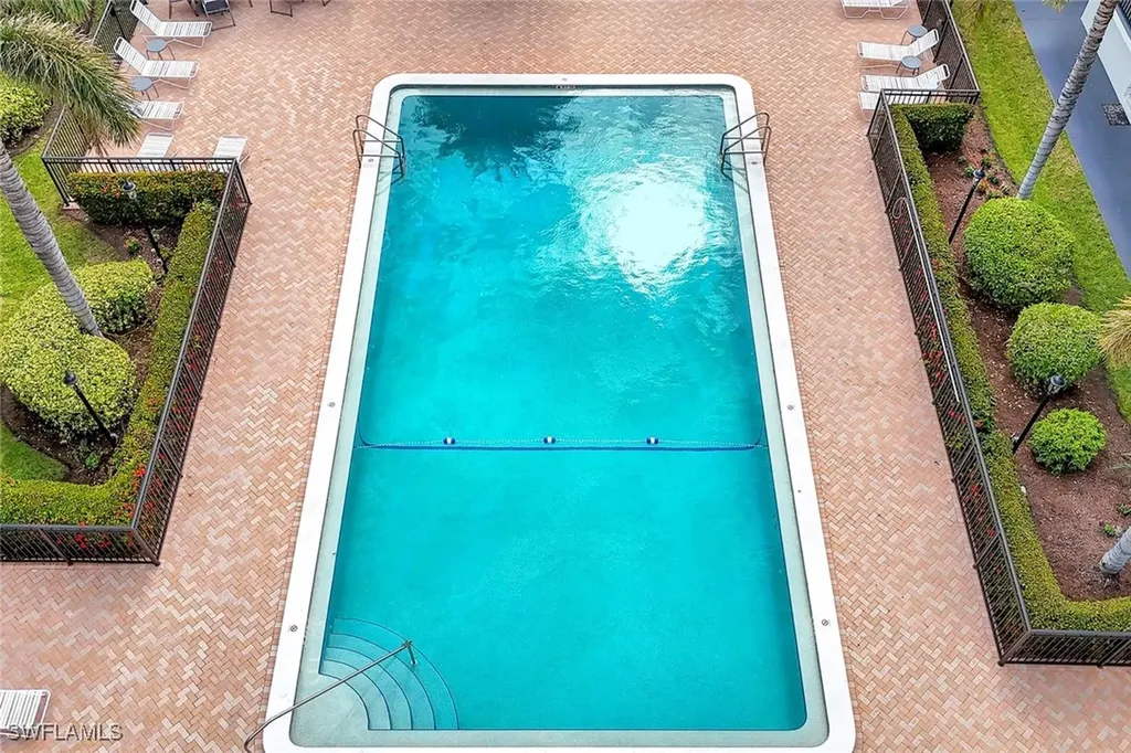 766 Central Avenue Naples FL 34102