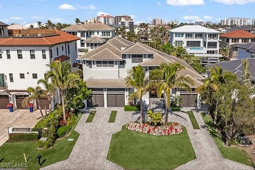 Naples FL, 103 Bayview Avenue