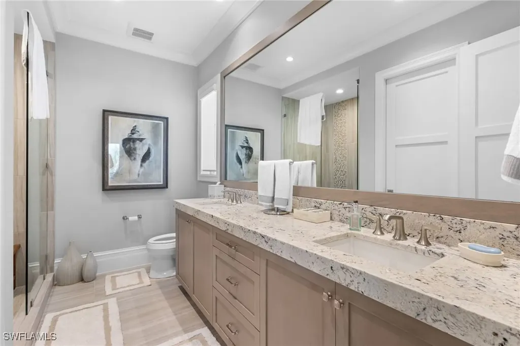103 Bayview Avenue Naples FL 34108