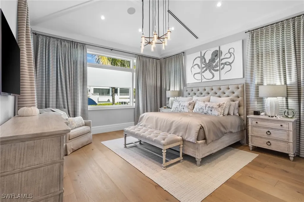 103 Bayview Avenue Naples FL 34108