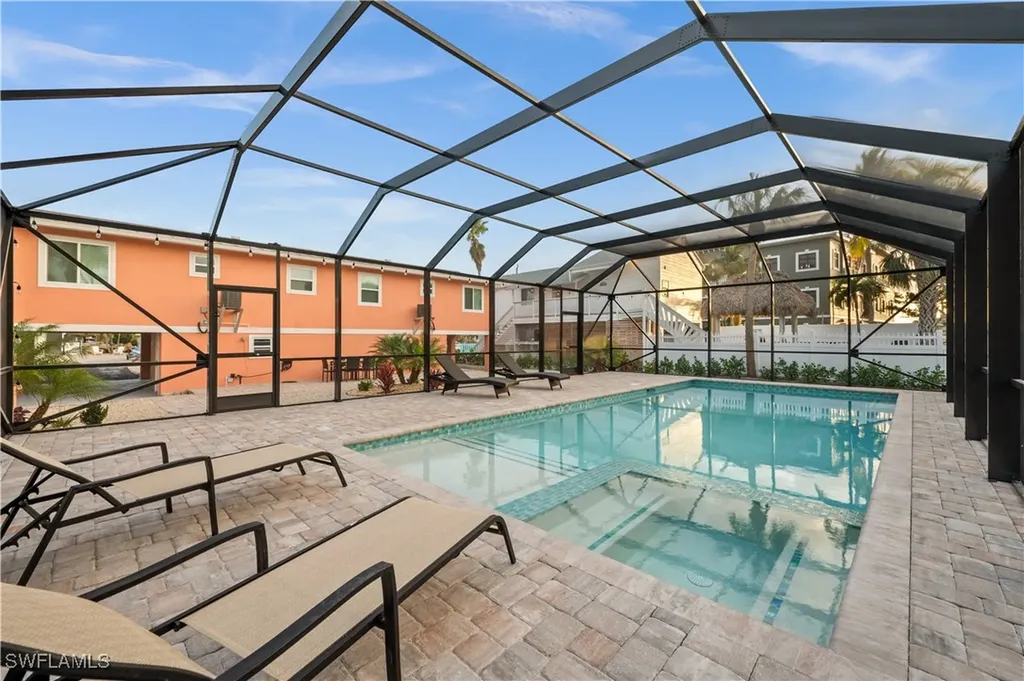 113/115 Bahia Viaduct Fort Myers Beach FL 33931
