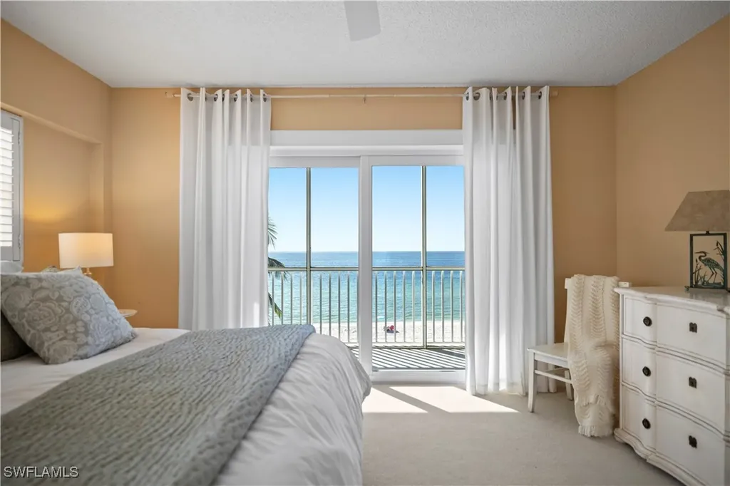 1977 Gulf Shore Boulevard N Naples FL 34102