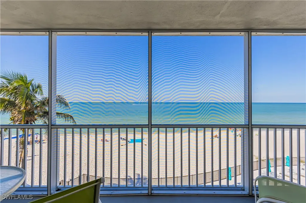 1977 Gulf Shore Boulevard N Naples FL 34102