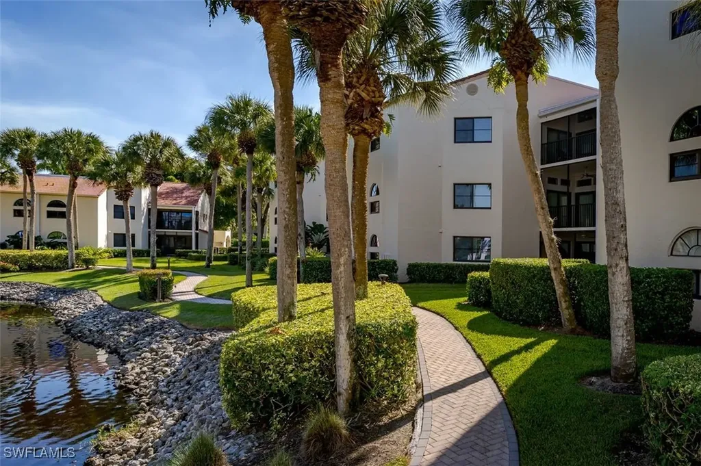 6545 Valen Way Naples FL 34108
