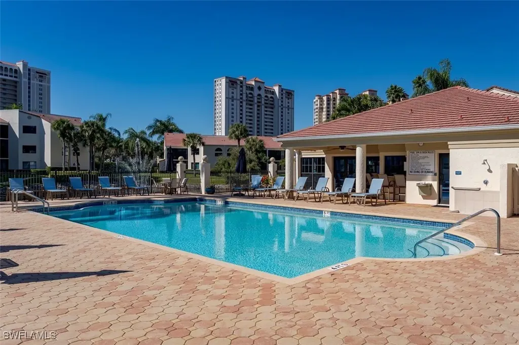 6545 Valen Way Naples FL 34108