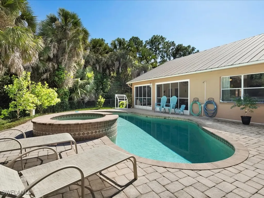 921 16th Avenue SW Naples FL 34117