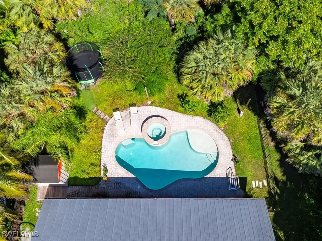 921 16th Avenue SW Naples FL 34117