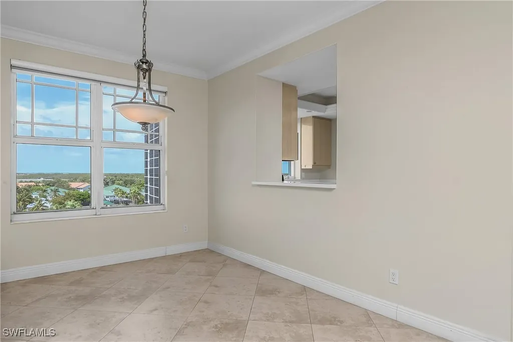 420 Cove Tower Drive Naples FL 34110