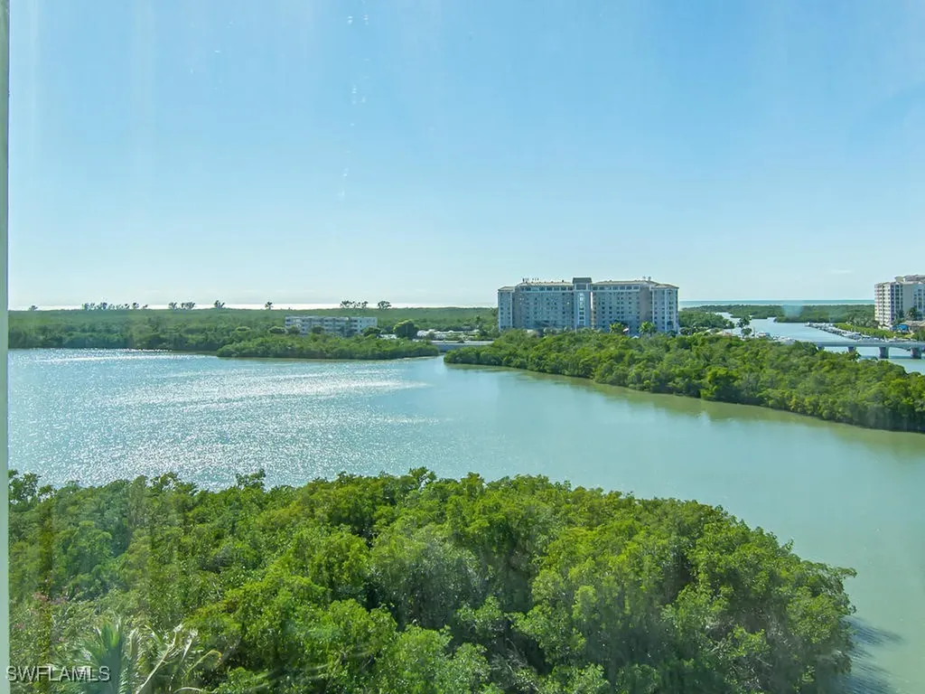 420 Cove Tower Drive Naples FL 34110
