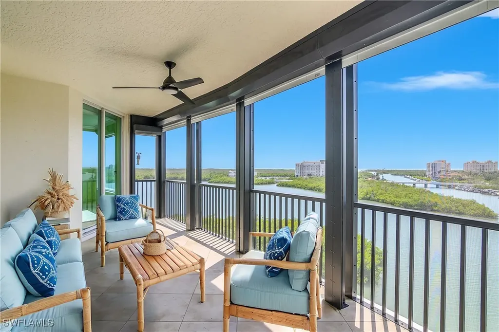 420 Cove Tower Drive Naples FL 34110
