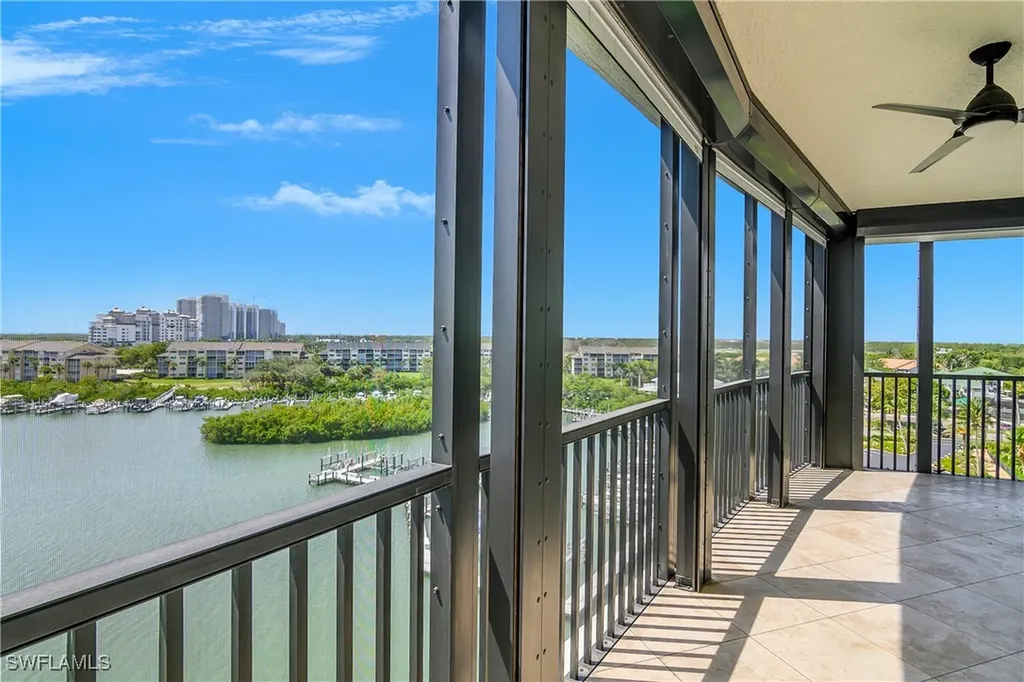 420 Cove Tower Drive Naples FL 34110