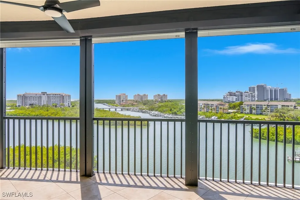 420 Cove Tower Drive Naples FL 34110