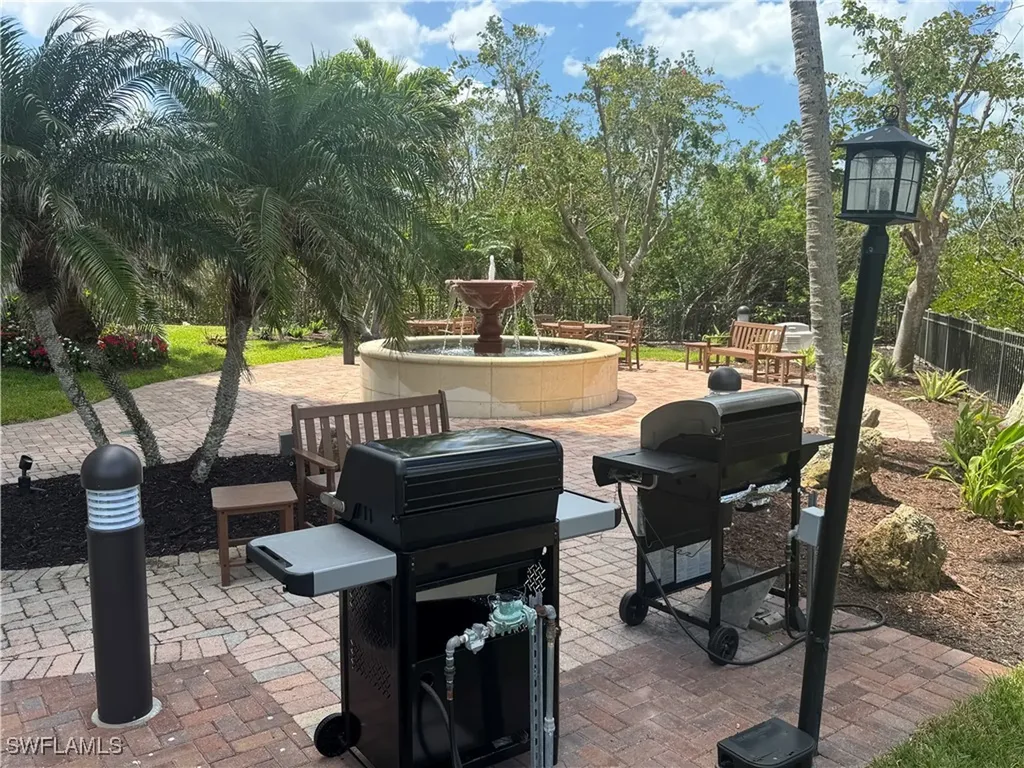 420 Cove Tower Drive Naples FL 34110