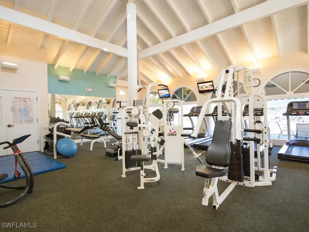 420 Cove Tower Drive Naples FL 34110