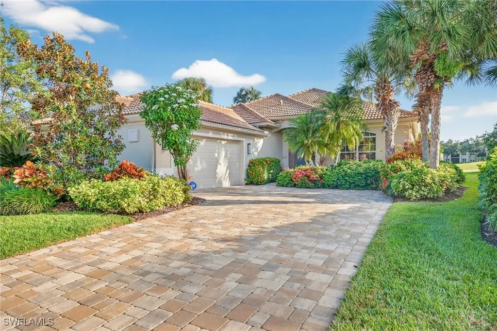 Estero FL, 21888 Masters Circle