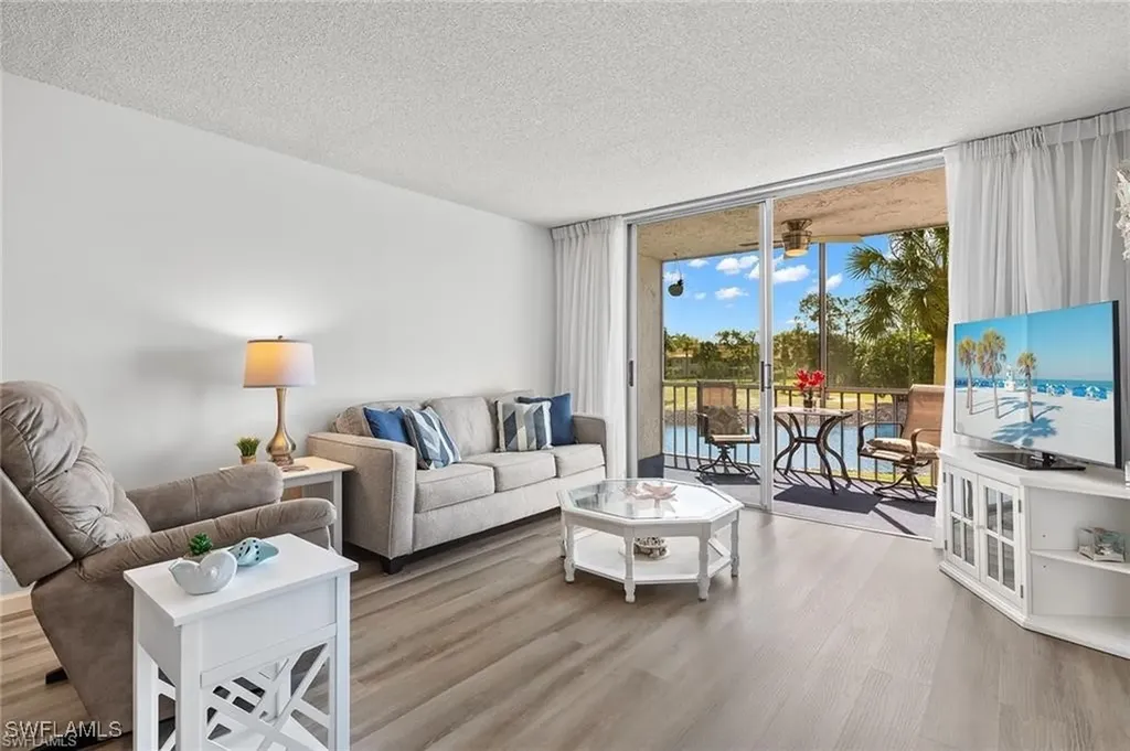 200 Forest Lakes Boulevard Naples FL 34105