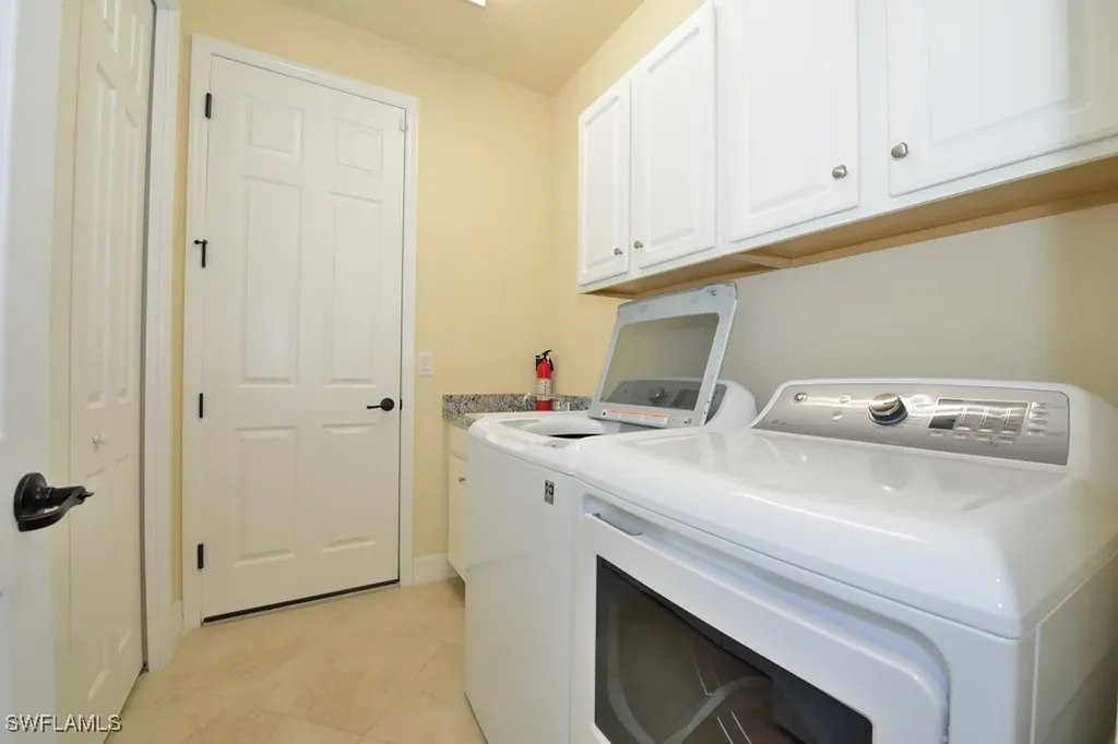 28096 Edenderry Court Bonita Springs FL 34135