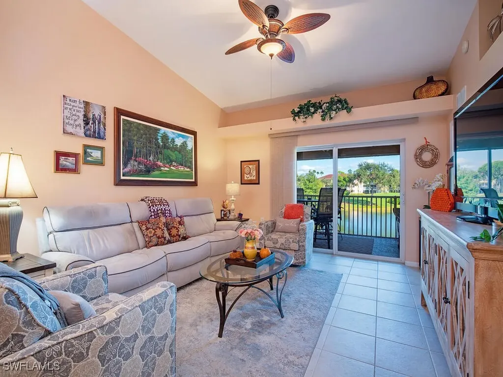 Naples FL, 2870 Cypress Trace Circle, Unit 1725