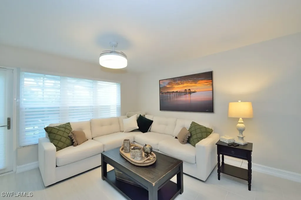 3400 Frosty Way Naples FL 34112