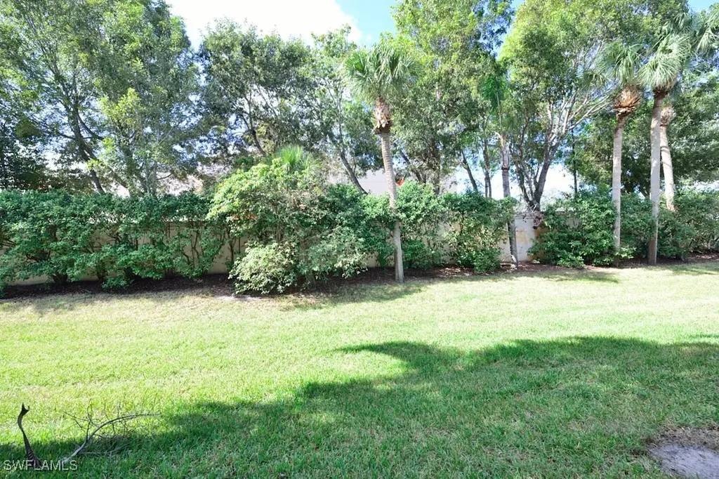 3400 Frosty Way Naples FL 34112