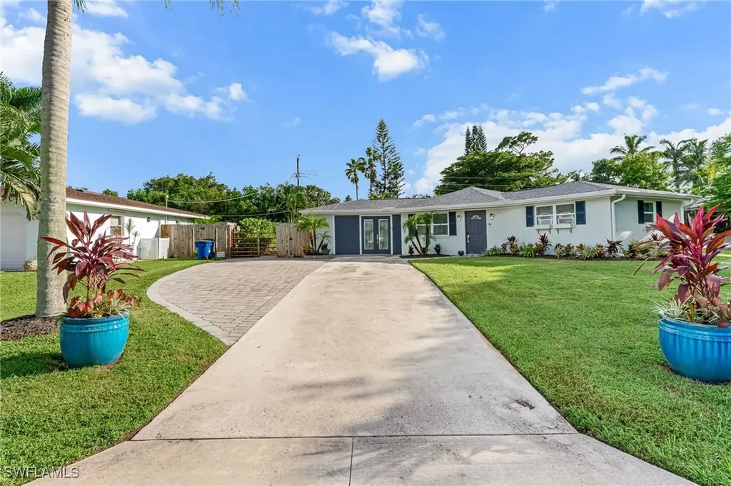 9792 Tonya Court Bonita Springs FL 34135